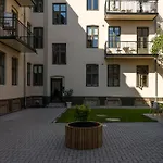 Dinbnb Apartments Gruenerlokka I 2-Bedroom Duplex